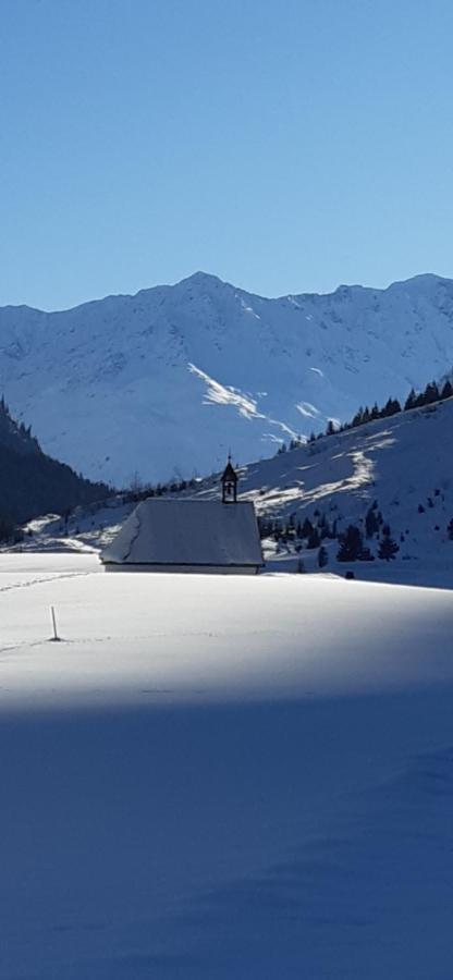 Hotel St-Leonhard Sankt Leonhard im Pitztal Bagian luar foto
