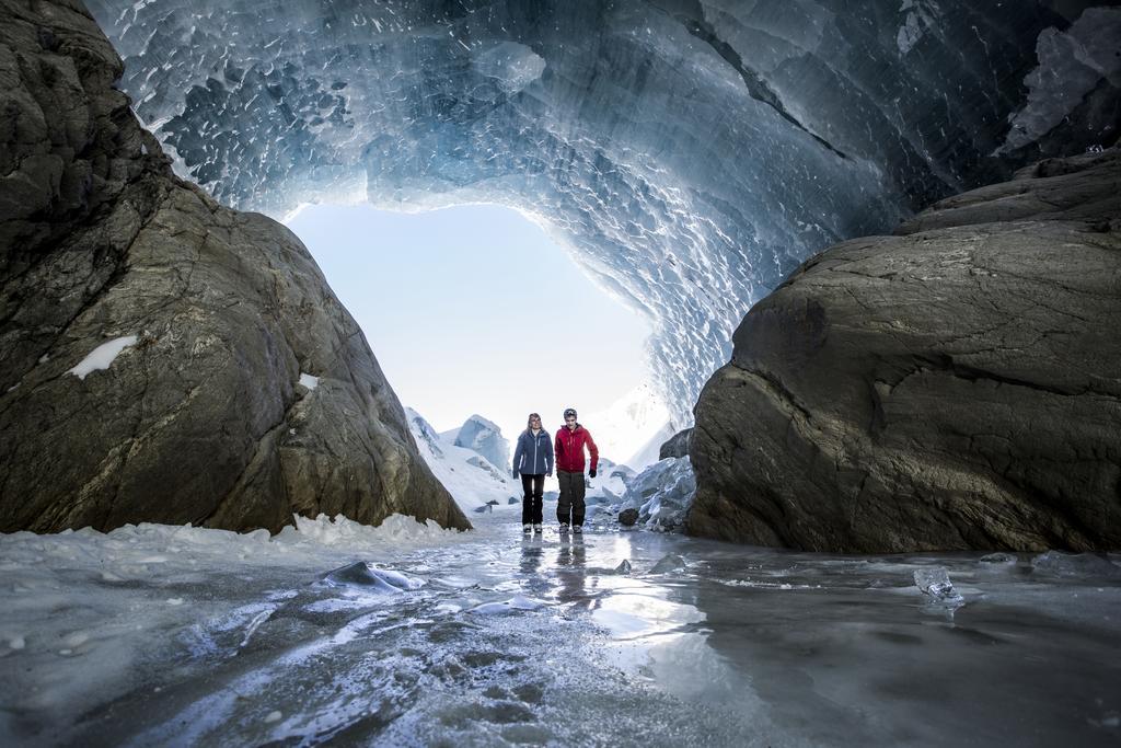 Hotel St-Leonhard Sankt Leonhard im Pitztal Bagian luar foto